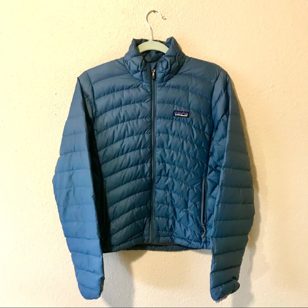 Patagonia Women’s Steel Blue Down Sweater Jacket